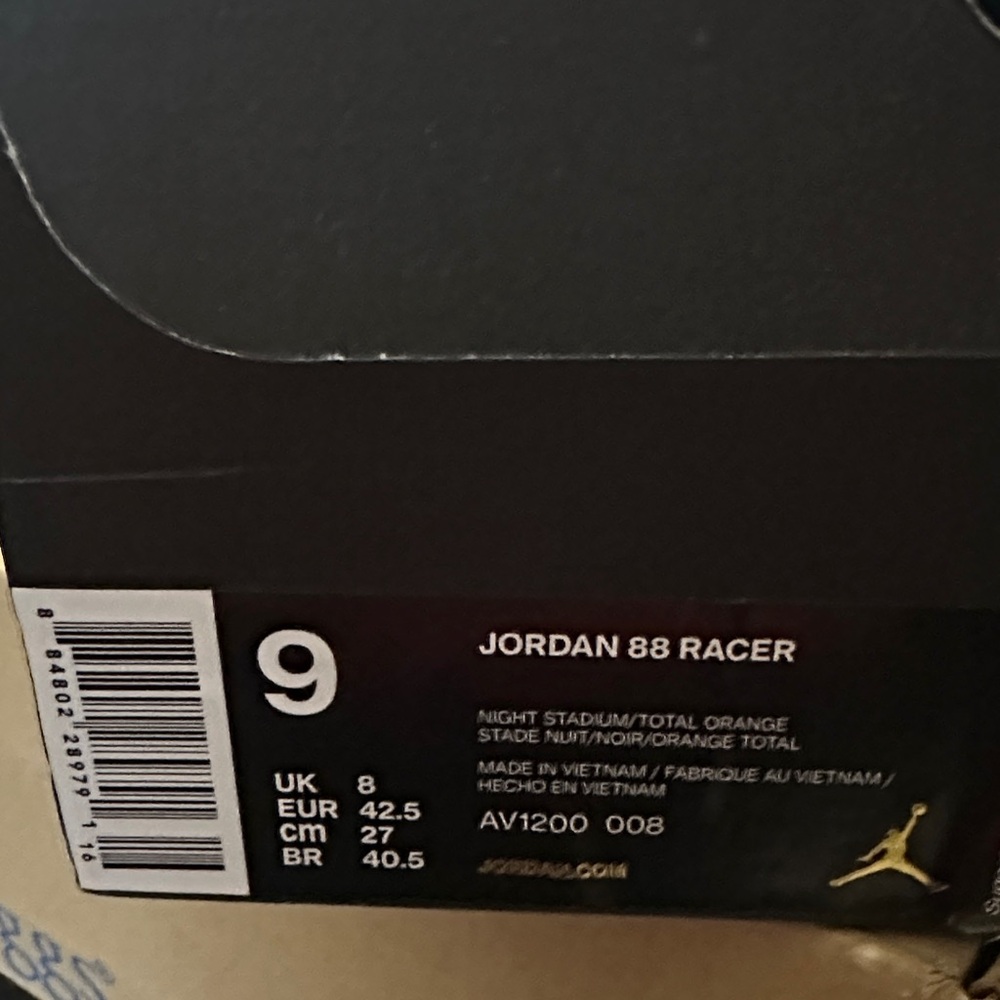 Jordan 88 Racer - Picture 6 of 6